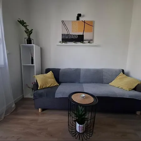 Beautiful Sol-2 For Two With Balcony Apartment