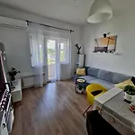 Apartman Beautiful Sol-2 For Two With Balcony *